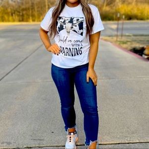 Brand new never worn tee !